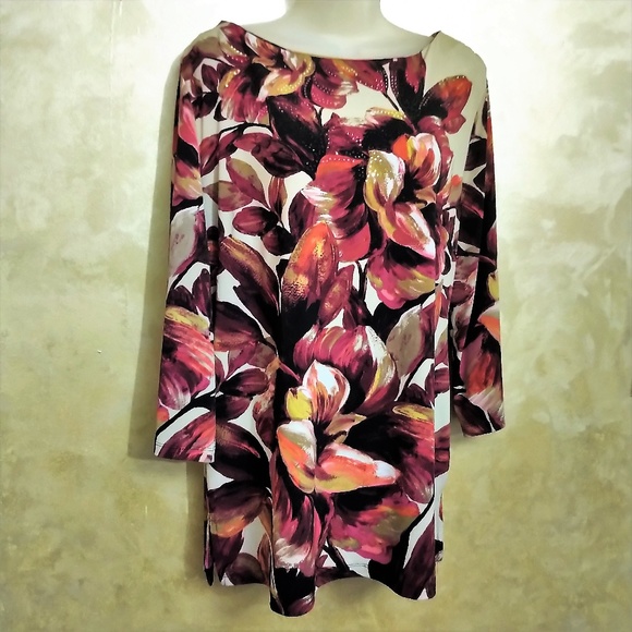 JM Collection Tops - Beautiful Floral JM Collection Tunic Like New L/XL